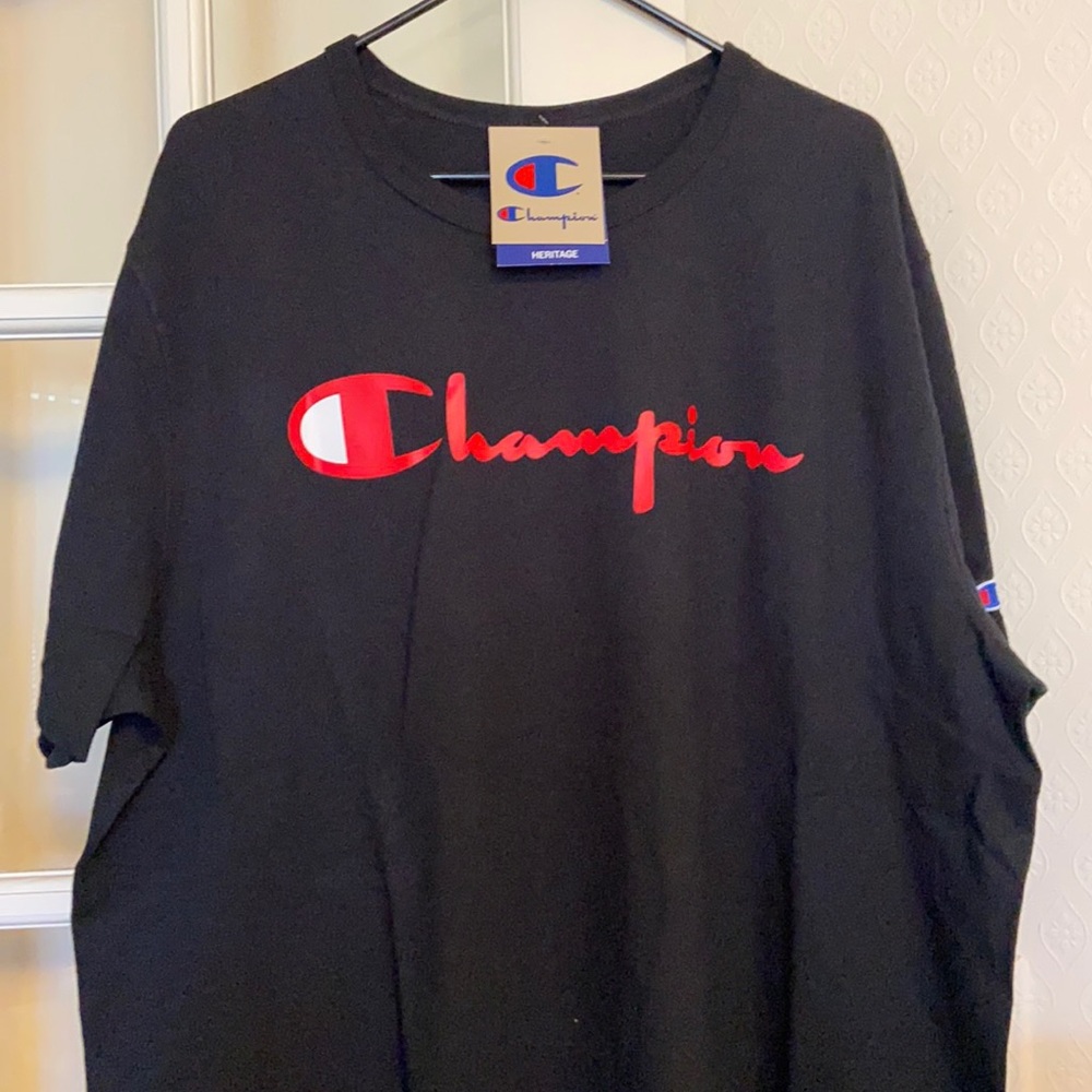 Men’s 2X Champion T-shirt